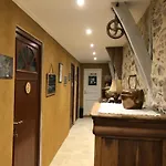 Ecuries De Saint Maurice- De Gondou 4* Lacapelle-Marival