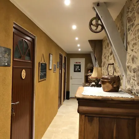 Ecuries De Saint Maurice- De Gondou 4* Lacapelle-Marival