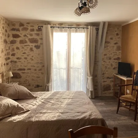 Bed & Breakfast Ecuries De Saint Maurice- De Gondou *