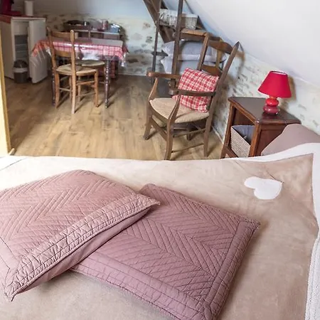 Bed & Breakfast Ecuries De Saint Maurice- De Gondou