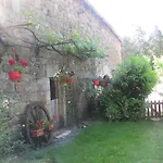Bed & Breakfast Ecuries De Saint Maurice- De Gondou Lacapelle-Marival