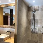 Bed & Breakfast Ecuries De Saint Maurice- De Gondou Lacapelle-Marival
