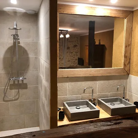 Ecuries De Saint Maurice- De Gondou Lacapelle-Marival