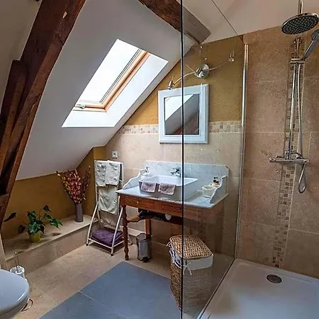 Ecuries De Saint Maurice- De Gondou Bed & Breakfast Lacapelle-Marival