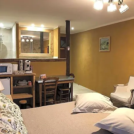 Ecuries De Saint Maurice- De Gondou 4* Lacapelle-Marival