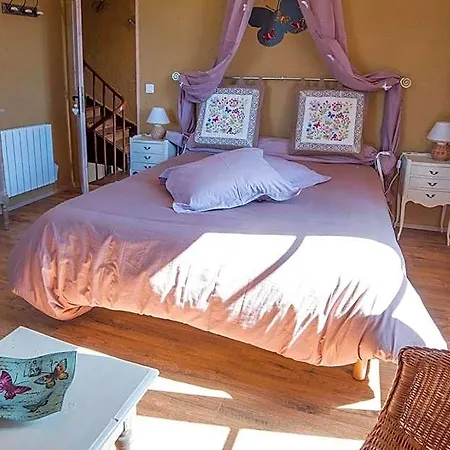 Ecuries De Saint Maurice- De Gondou 4* Lacapelle-Marival