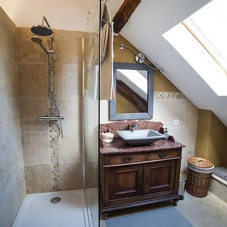 Ecuries De Saint Maurice- De Gondou Lacapelle-Marival