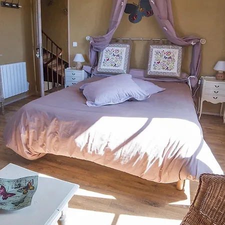 Ecuries De Saint Maurice- De Gondou